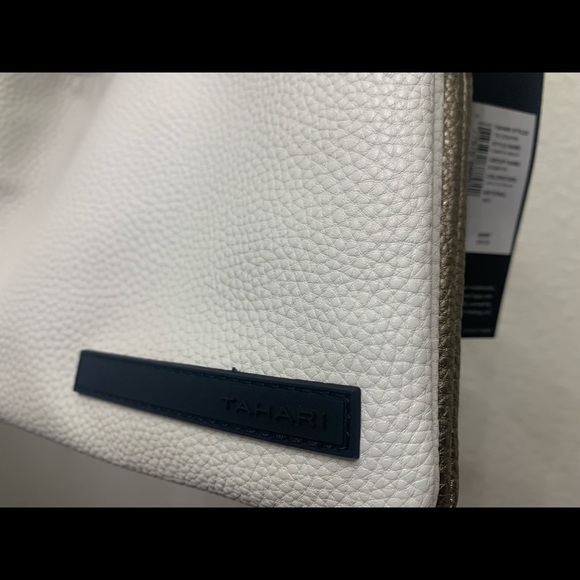 Purses - Picture 5 of 6